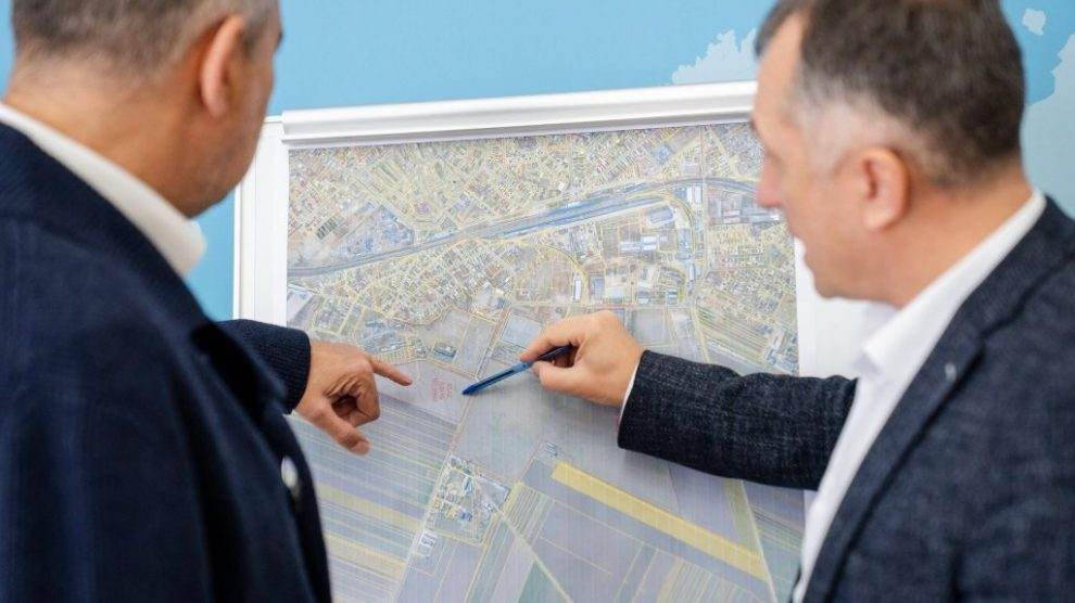 Consiliul Judeţean Buzău şi Primăria Râmnicu Sărat, parteneriat pentru înfiinţarea unui parc industrial